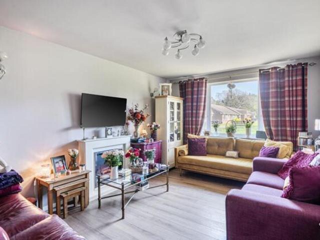 Bungalow for sale in Headley, Pachesham Park