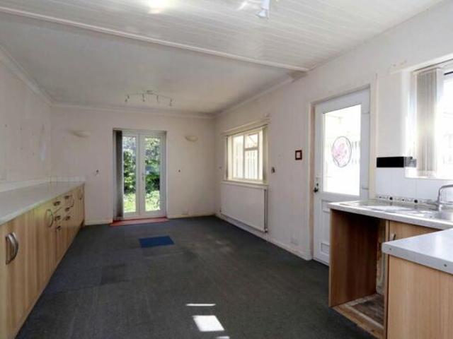 Bungalow for sale in Sefton