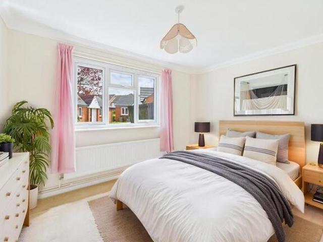 Bungalow for sale in Gedling, East Midlands