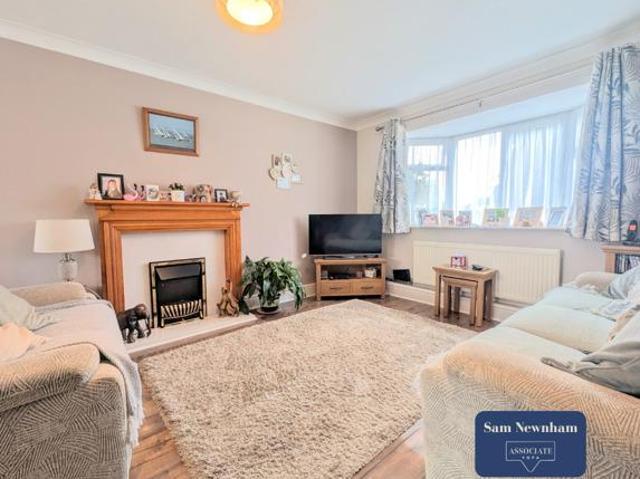 Bungalow for sale in Carisbrooke, Isle Of Wight