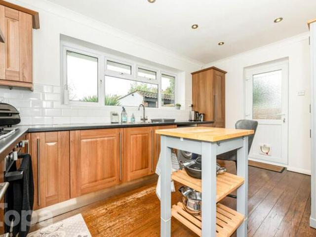 Bungalow for sale in Monks Orchard, Kent