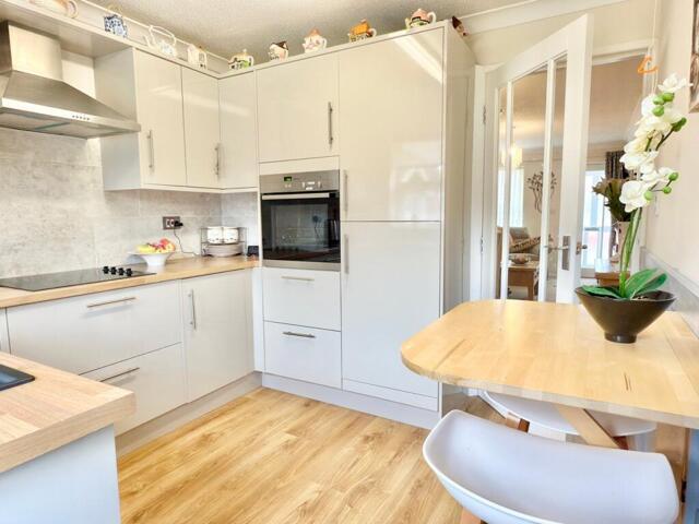 Bungalow for sale in Tewkesbury, Pamington