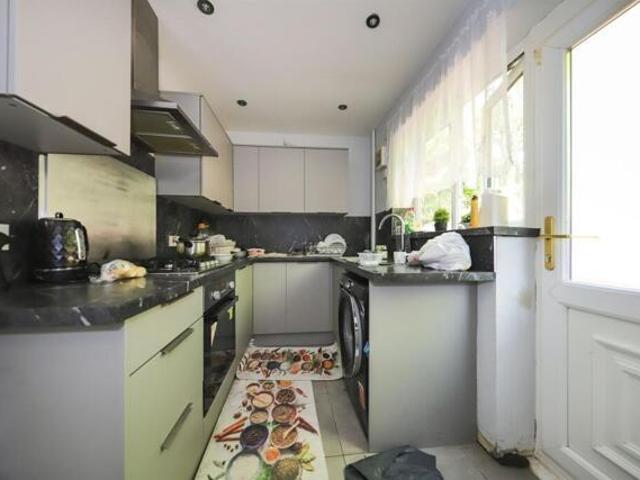 Bungalow for sale in Goldthorn Hill, Penn