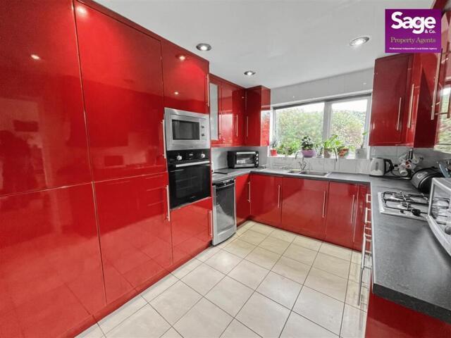 Bungalow for sale in New Inn, Griffithstown