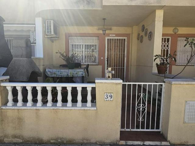 Bungalow en venta en Urbanització Els Estanys, Guardamar del Segura