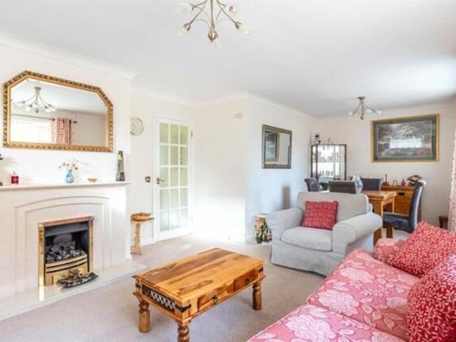 Bungalow for rent in Wimborne, St Johns