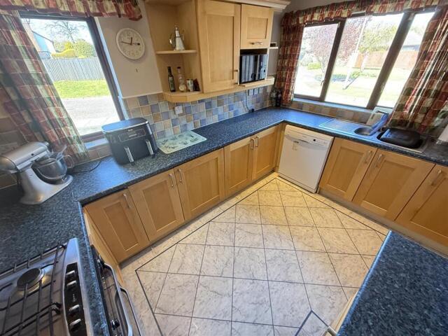 Bungalow for sale in Bebington, Spital