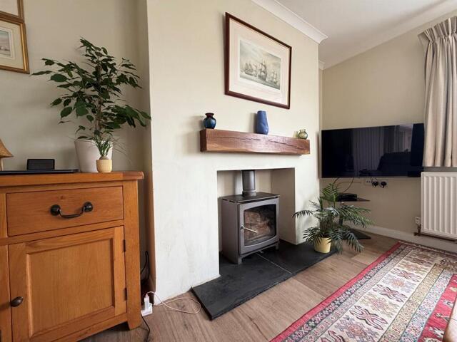 Bungalow for sale in Exebridge, Somerset