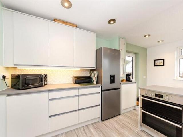 Bungalow for sale in Mochdre, Wales