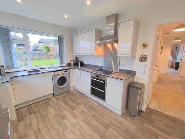 Bungalow for sale in Calderdale Bungalow for sale in Calderdale