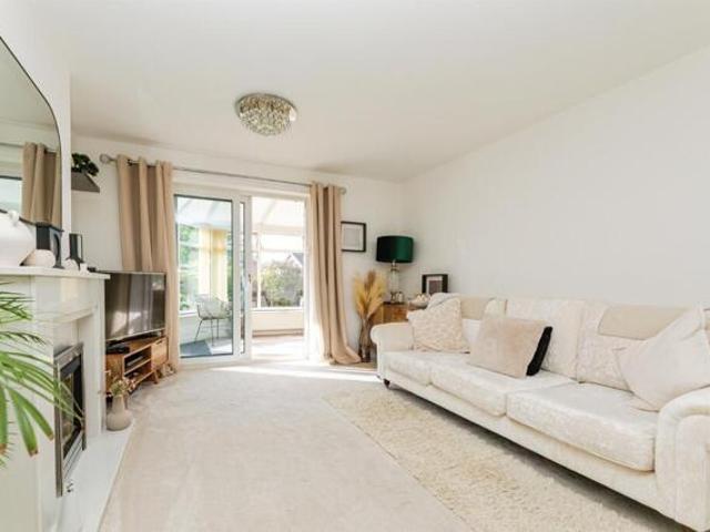 Bungalow for sale in Ravenfield, Bramley