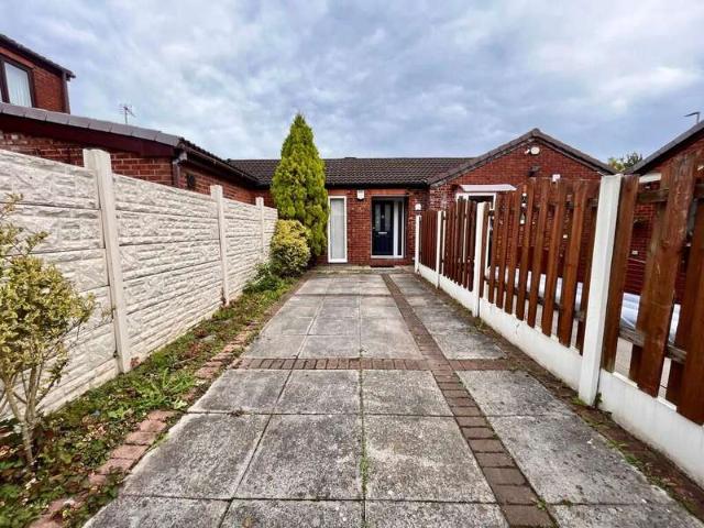 Bungalow for sale in Green Bank, St Helens