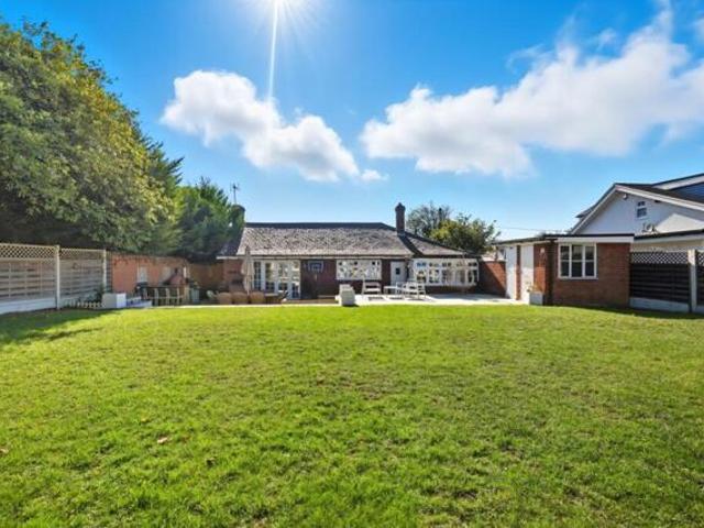 Bungalow for sale in Navestock Side, Essex