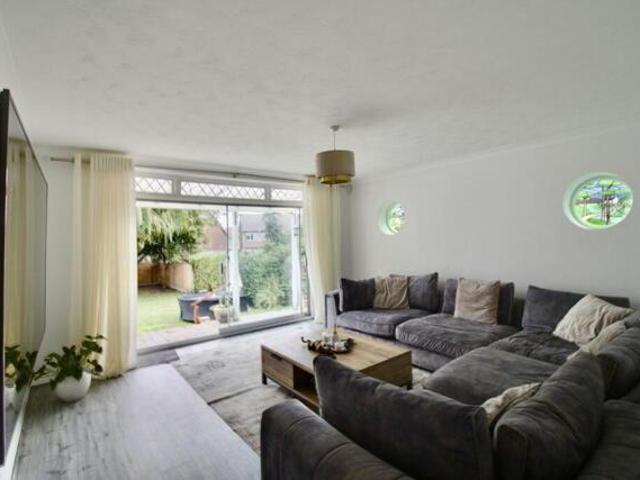 Bungalow for sale in Emerson Park, Greater London