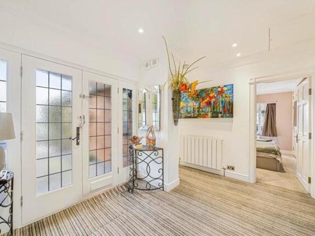Bungalow for sale in The Butts, Kent