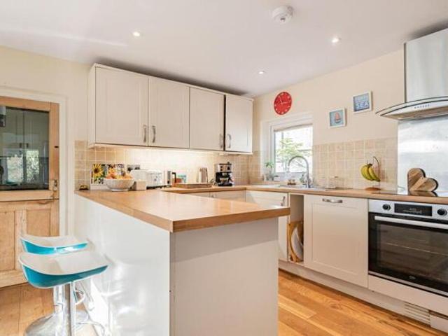 Bungalow for sale in Strode, Devon