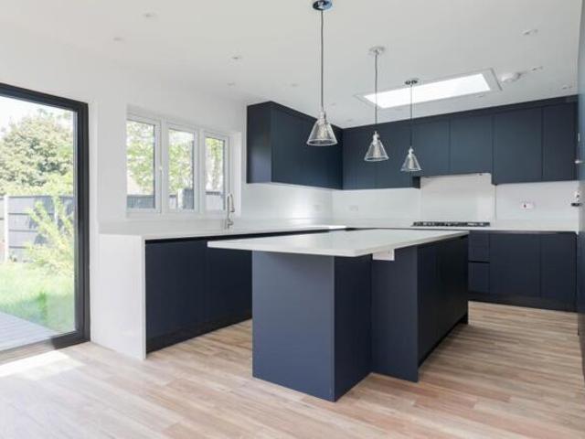 Bungalow for sale in Chessington, West Ewell
