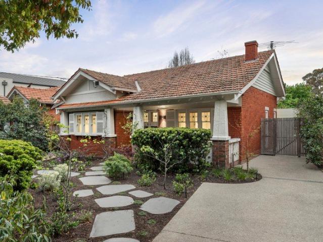 House for sale in Caulfield South, Melbourne