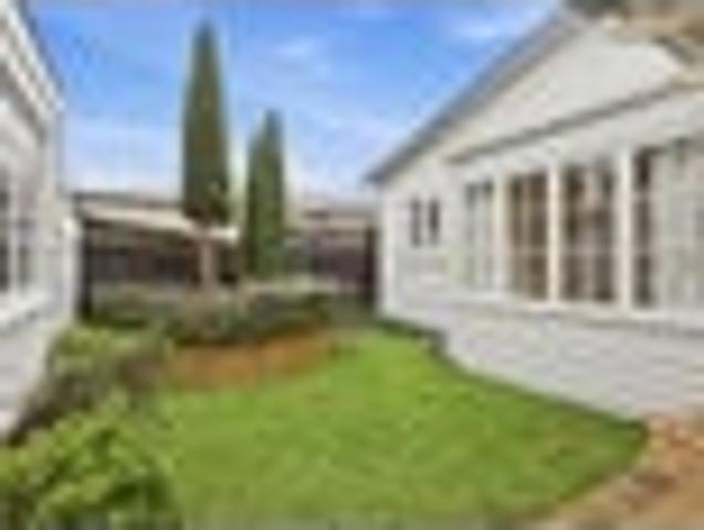 House for sale in Onehunga, Oroua County