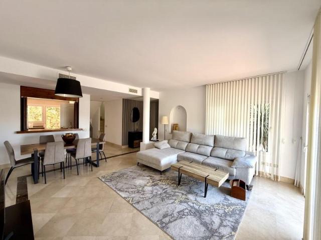 Bungalow en alquiler en Istán, Málaga