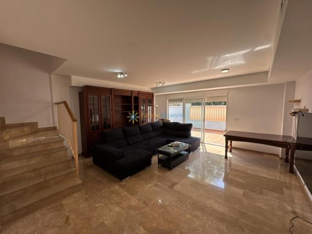 Bungalow en alquiler en Oliva