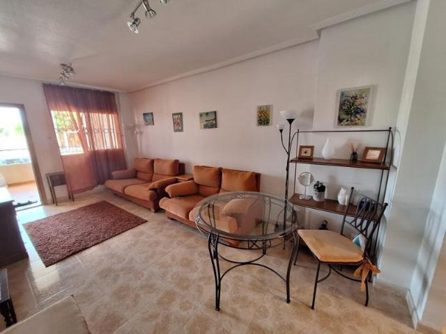 Bungalow en alquiler en Orihuela, Urbanización Punta Prima