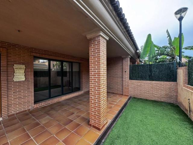 Bungalow en alquiler en Paterna, Creu de Gràcia
