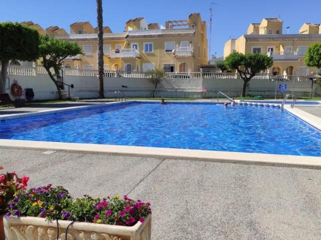 Bungalow en alquiler en Santa Pola, Urbanización Novamar 3