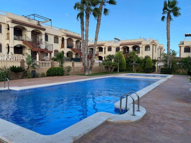 Bungalow en alquiler en Torrevieja, Aguas Nuevas