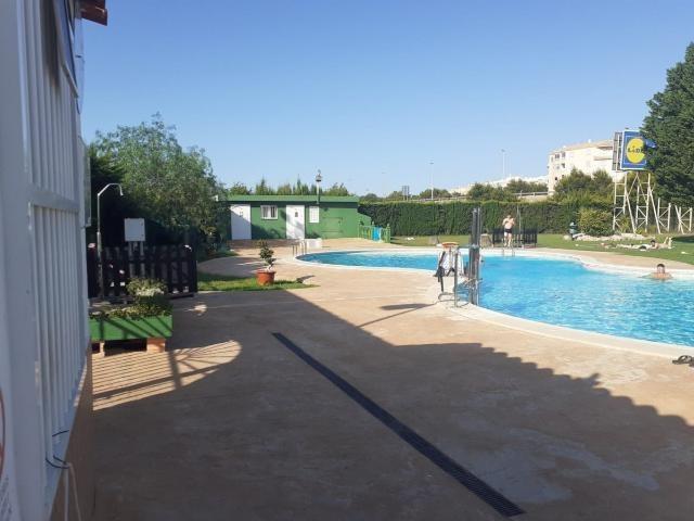 Bungalow en alquiler en Torrevieja, Europa