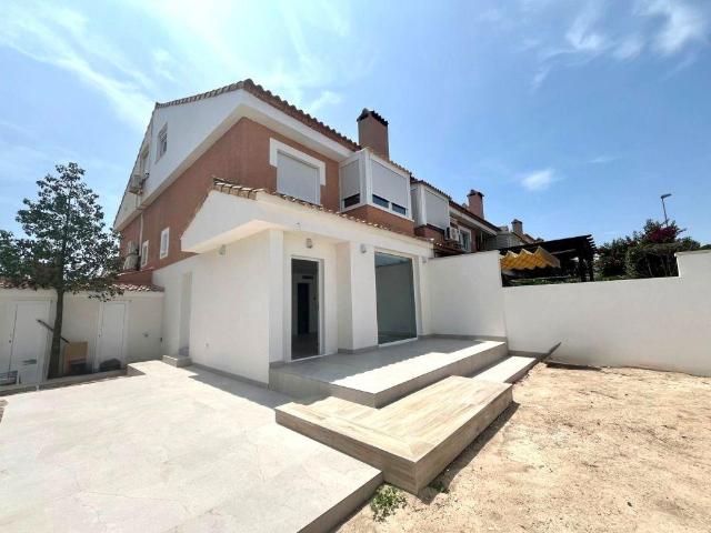 Casa en venta en San Juan De Alicante, Urbanització Cabiscol Casa en venta en San Juan De Alicante, Urbanització Cabiscol
