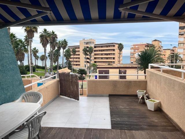 Casa en alquiler en Torrevieja, Residencial La Torre