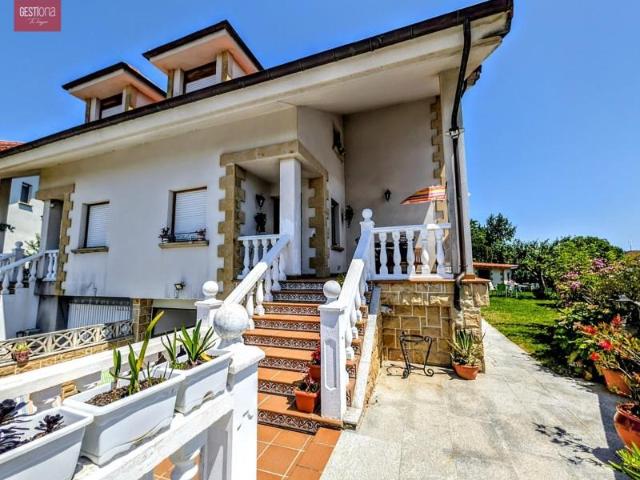 Bungalow en venta en Castillo Siete Villas, Arnuero