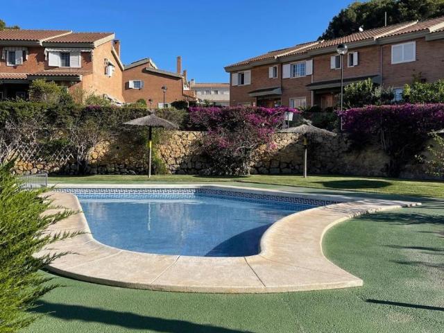 Bungalow en venta en la Marina Baixa, Valencia