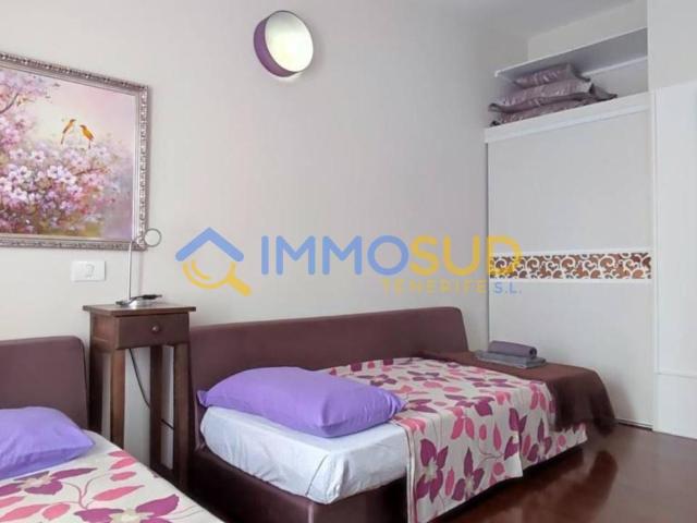 Bungalow en venta en Arona, Canarias