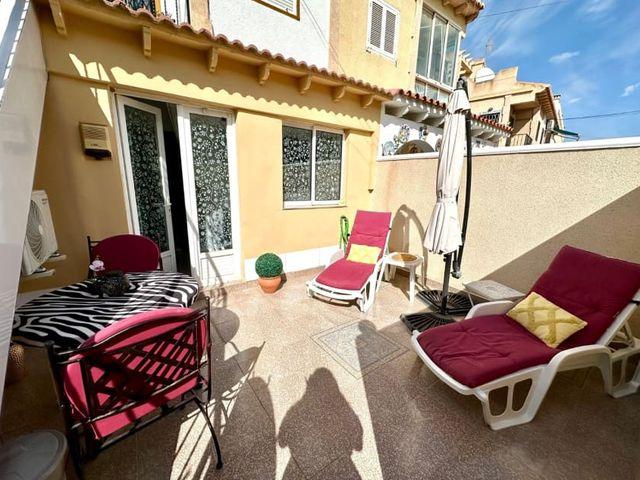 Bungalow en venta en Urbanización El Chaparral, Torrevieja