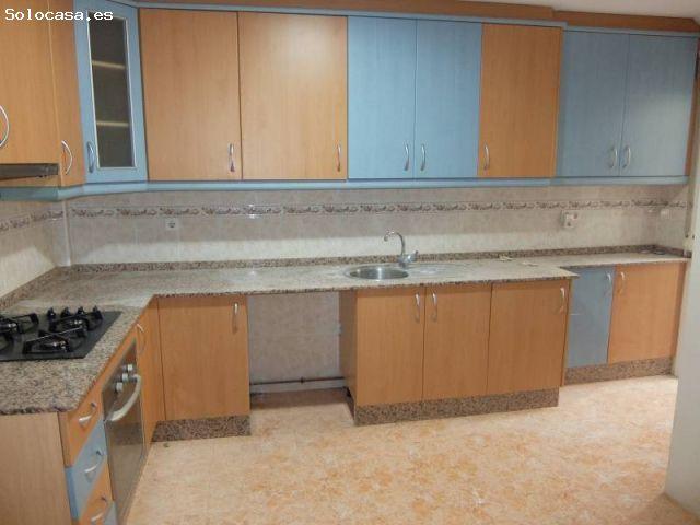 Bungalow en venta en Elche, Valencia