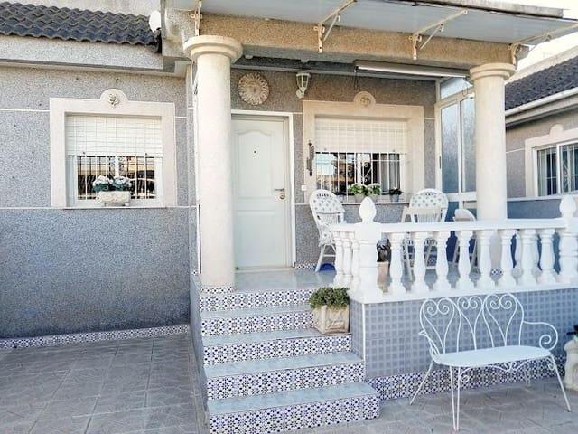 Bungalow en venta en Alicante, Urbanización Los Balcones