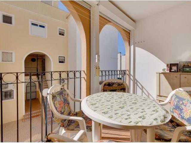 Bungalow en venta en El Paraiso, Torrevieja