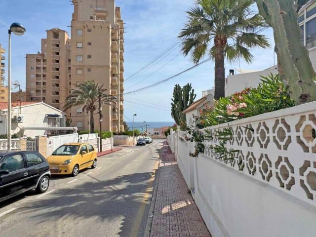 Bungalow en venta en Cabo Cervera-Playa la Mata, el Baix Segura / La Vega Baja