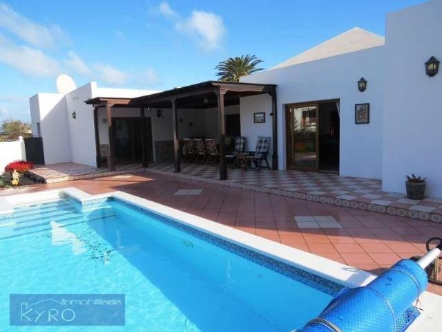 Bungalow en venta en Yaiza, Canarias