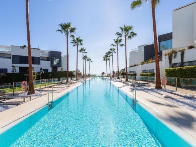 Bungalow en venta en Barriada Islas Canarias, Costa del Sol Occidental
