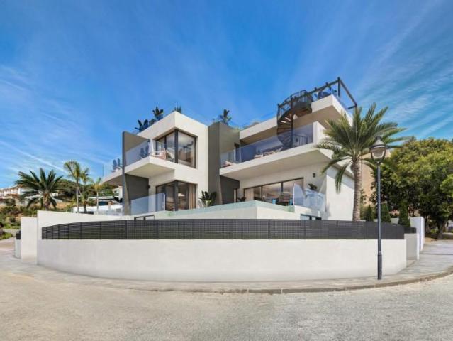 Bungalow en venta en Artola, Costa del Sol Occidental