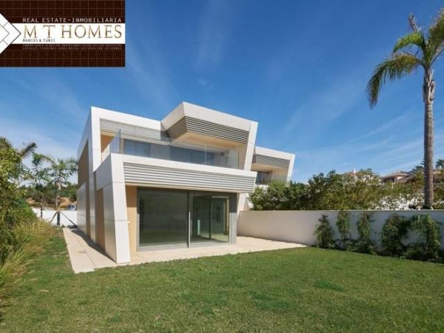 Bungalow en venta en Chaparral, Costa del Sol Occidental