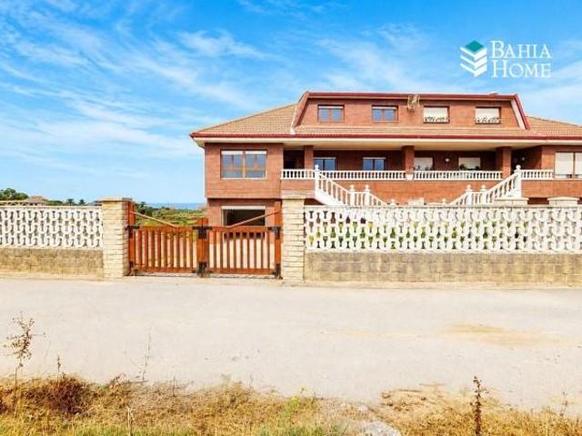 Bungalow en venta en Cueto, Santander