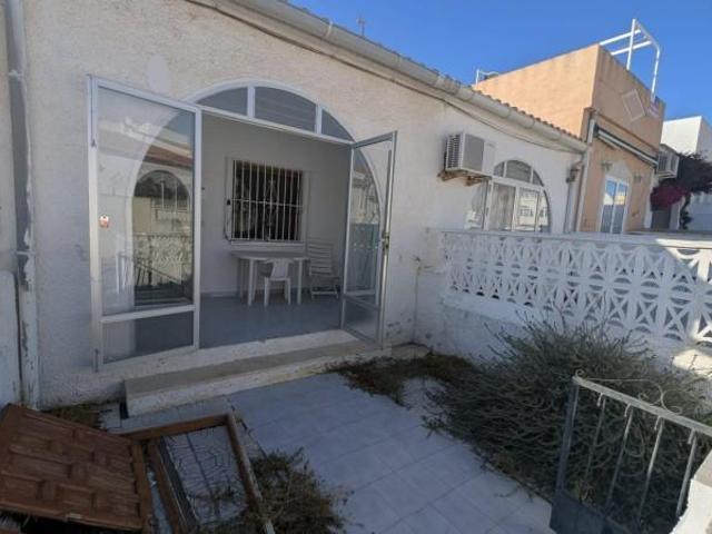 Bungalow en venta en San Luis, Torrevieja