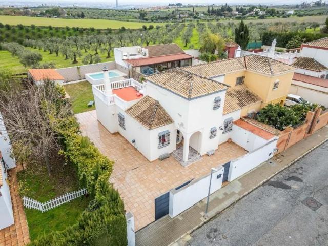 Bungalow en venta en Valencina De La Concepción, Andalucía