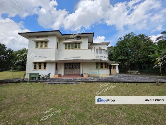 House for sale in Sendayan Village, Negeri Sembilan