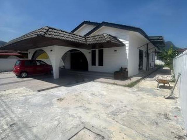 Bungalow for rent in Perak, Tanjong Ipoh