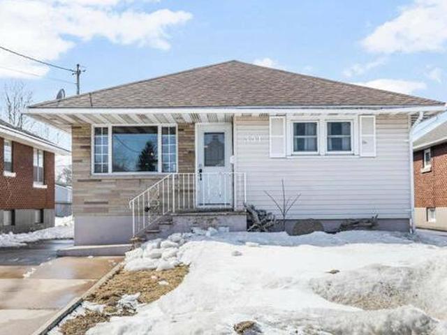 House for sale in Sault Sainte Marie, Ontario